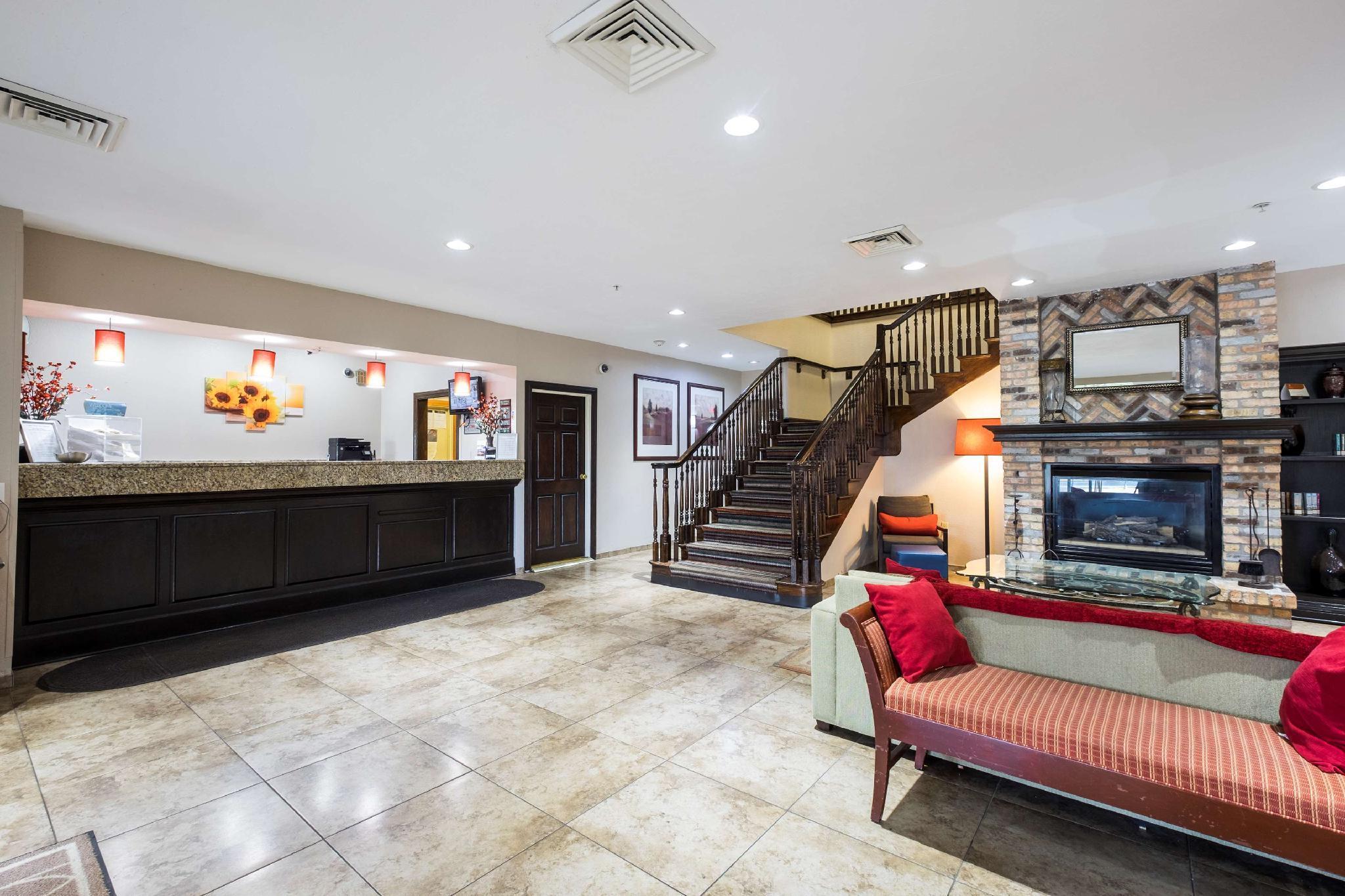 Holiday Inn Express & Suites Chicago - Matteson By Ihg Bagian luar foto