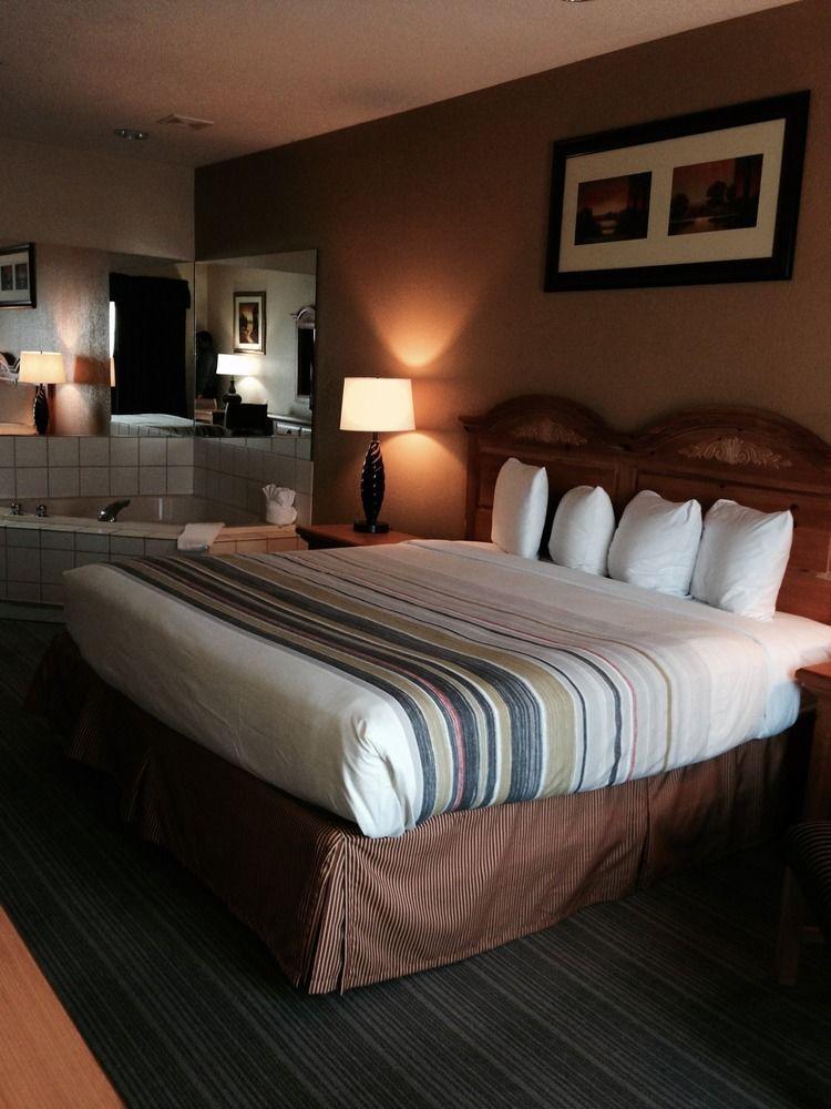 Holiday Inn Express & Suites Chicago - Matteson By Ihg Bagian luar foto