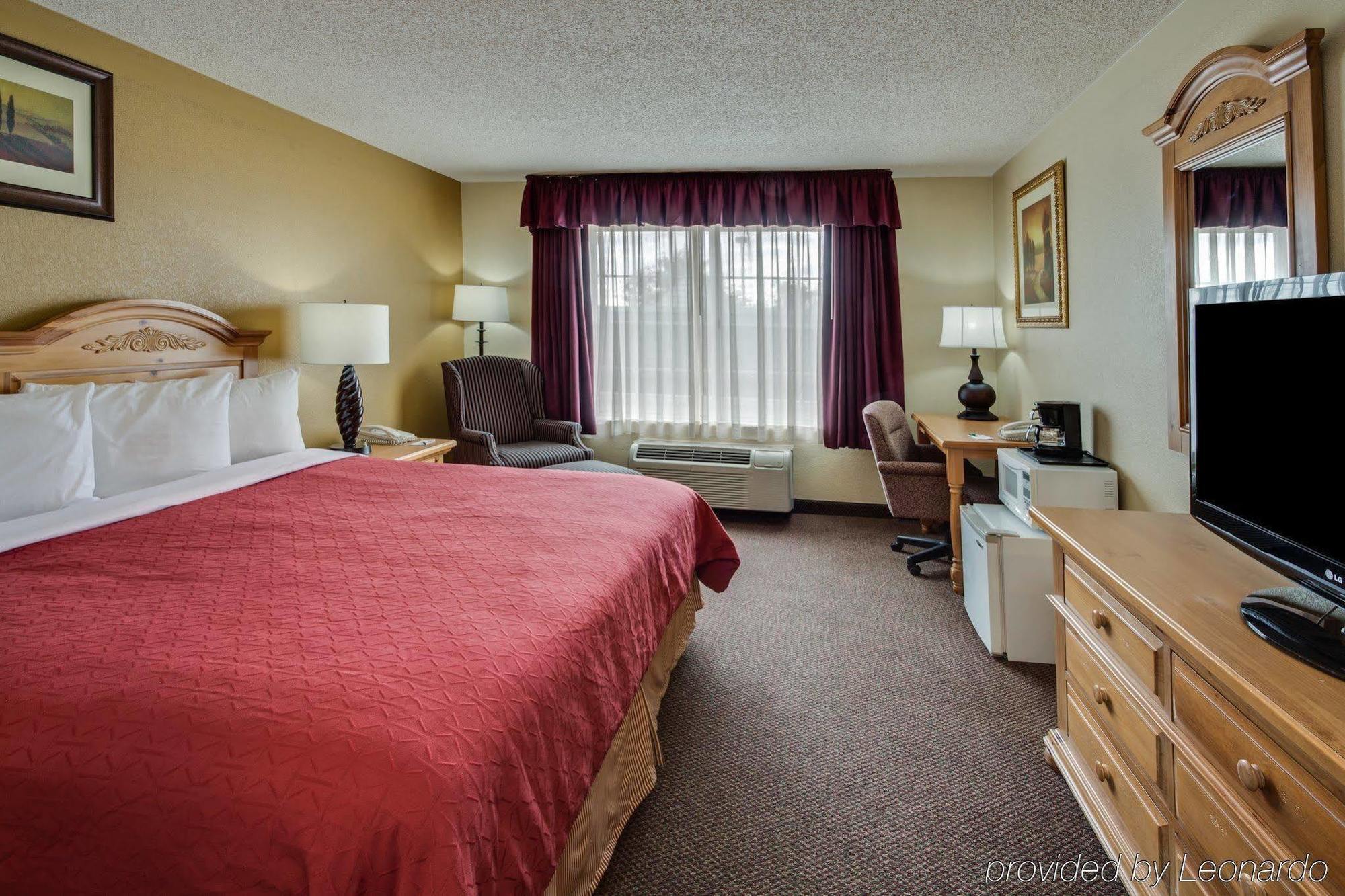 Holiday Inn Express & Suites Chicago - Matteson By Ihg Bagian luar foto